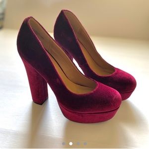 Velvet platform shoes